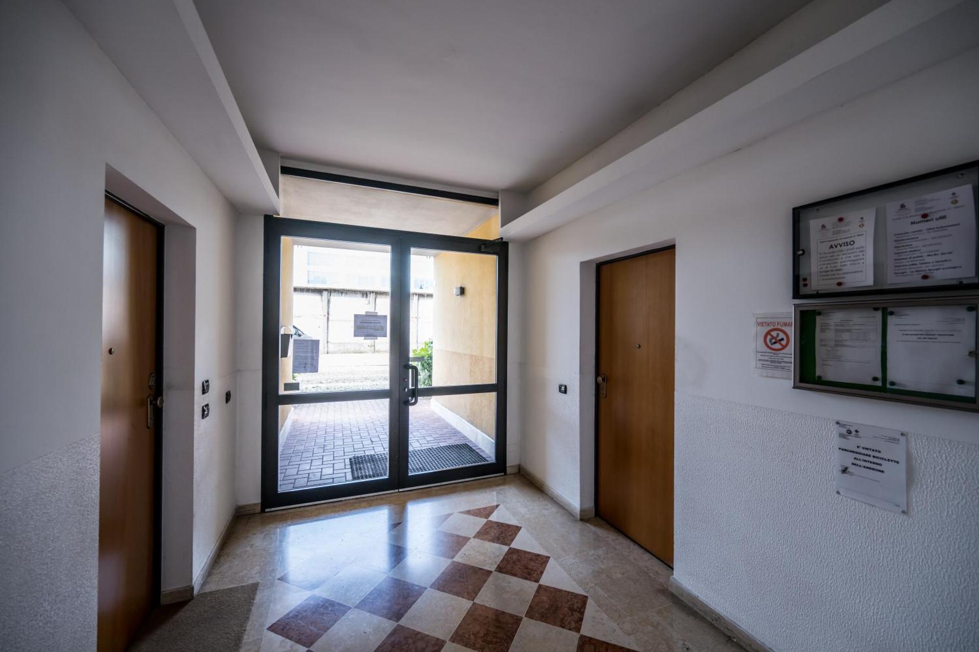 Cozy Suite Rogoredo Apartment Next To The Metro And Train Station Milan Luaran gambar